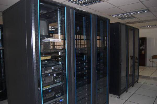 it運維_移動 it運維_it專業linux系統網絡運維講師個人介紹