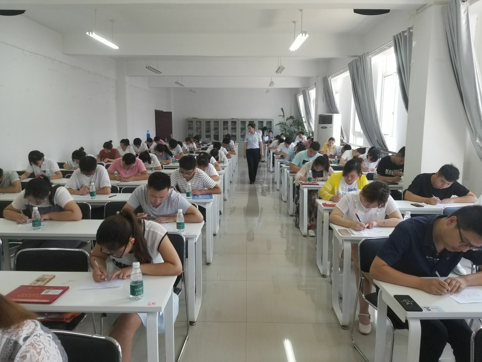 上海it外包_it技術(shù)宅技術(shù)_it技術(shù)外包